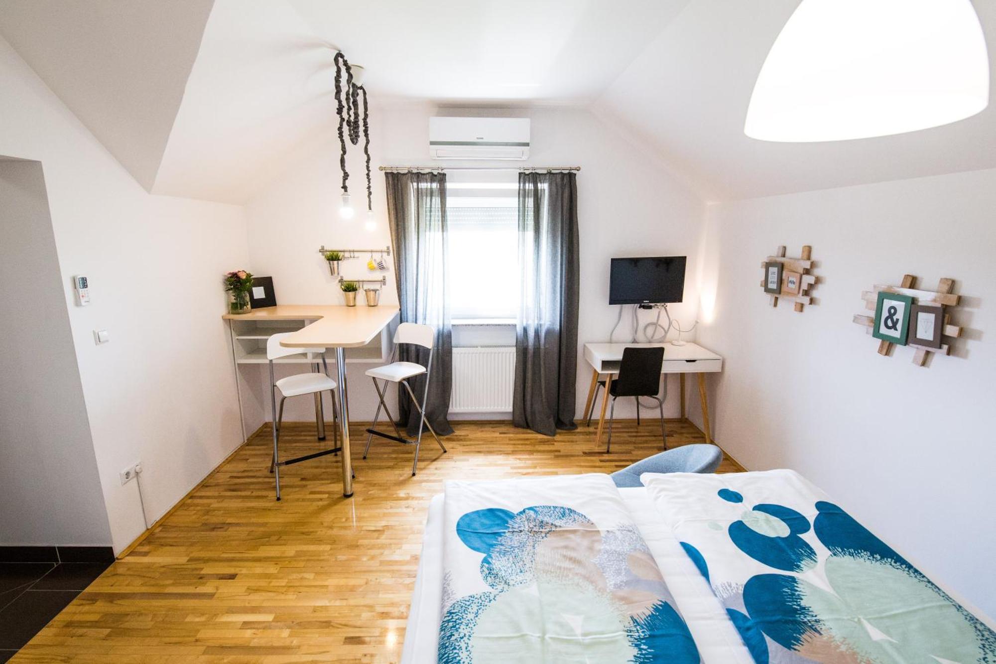 B&B Tara Garden Velika Gorica Exteriör bild